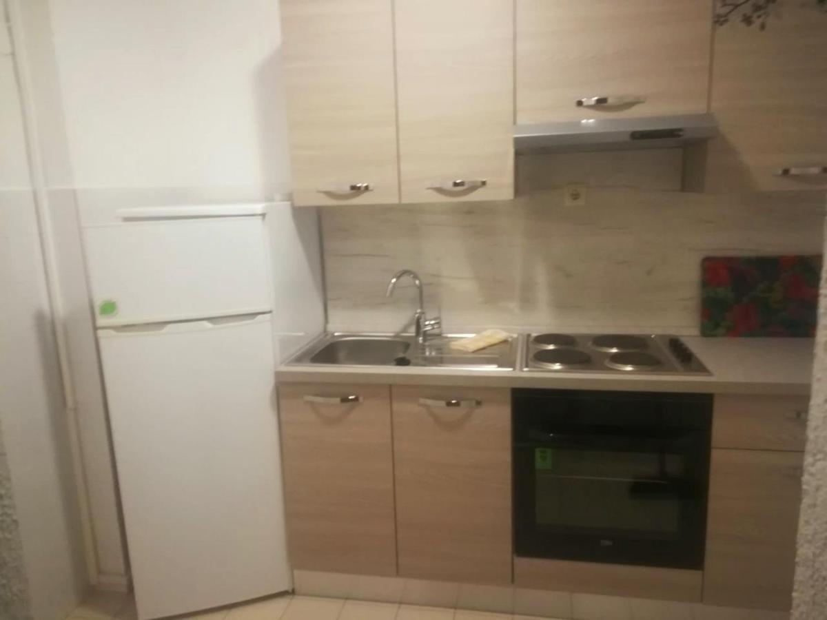 Apartmani Jureta Okrug Gornji Eksteriør bilde