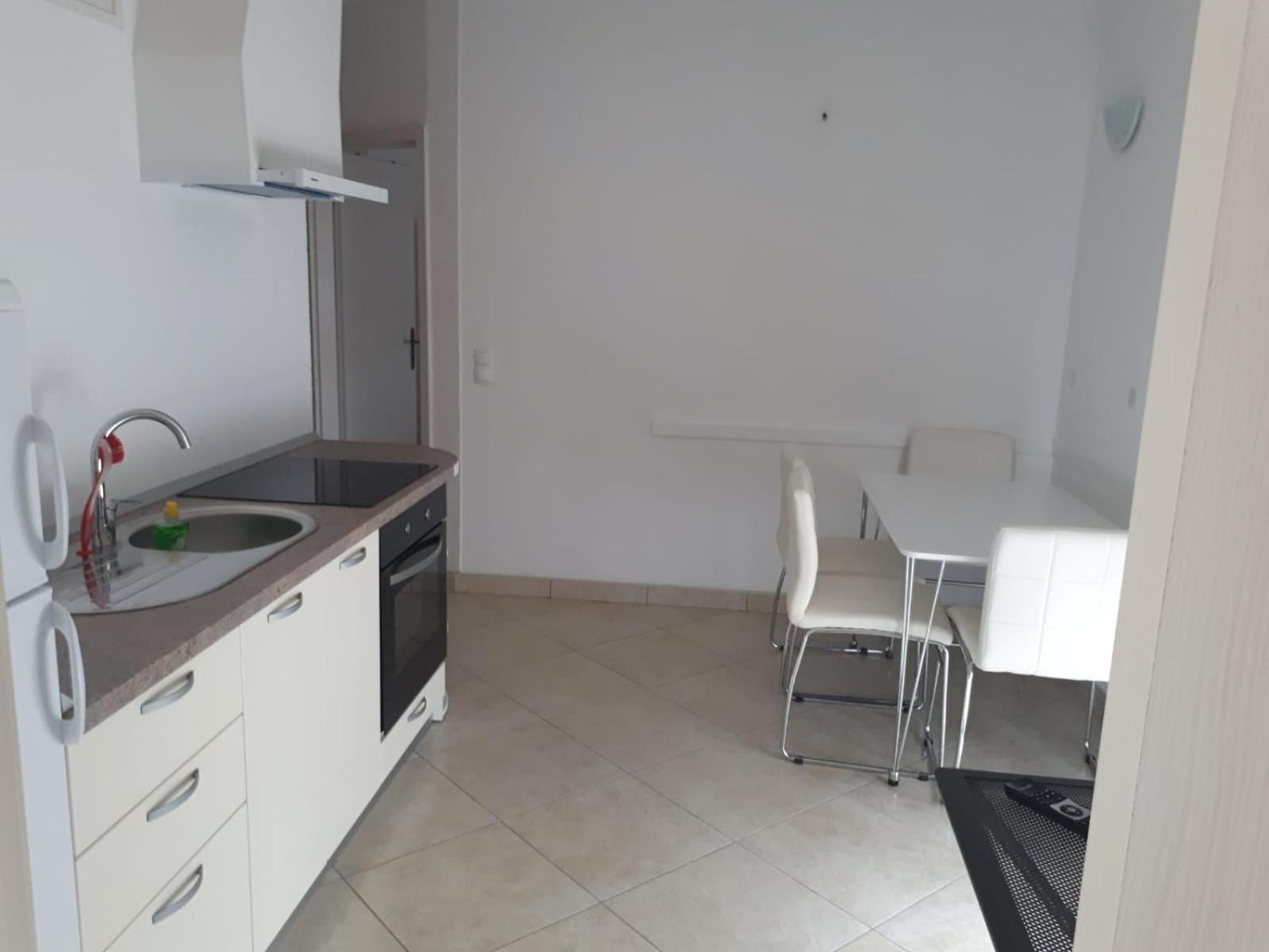 Apartmani Jureta Okrug Gornji Eksteriør bilde